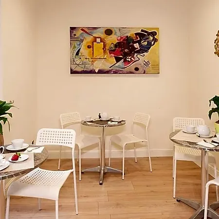 Piccolo Imperiale Couette-café 3*