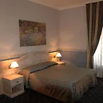 Piccolo Imperiale 3*
